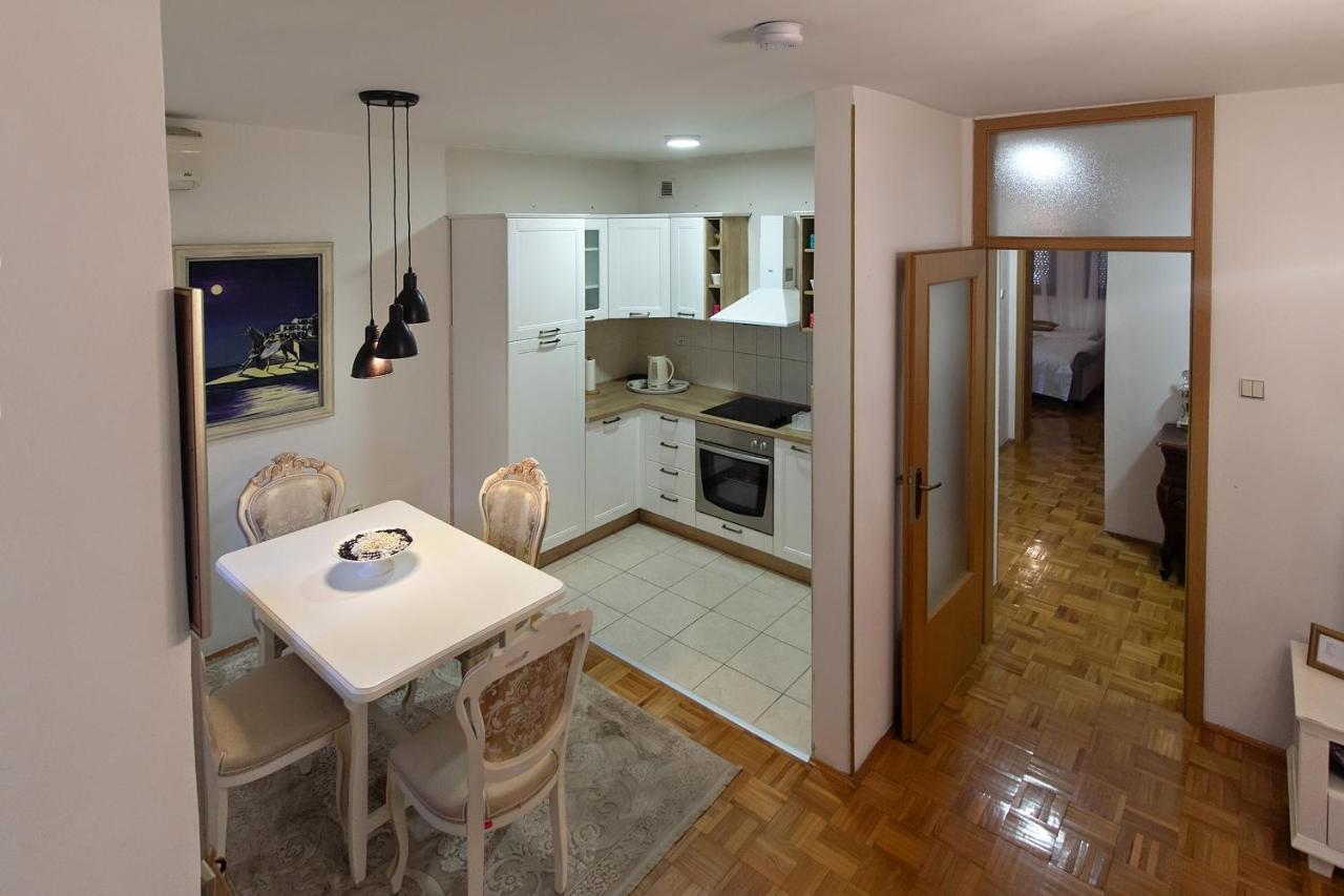 Apartment Barby - Aleja Banja Luka Esterno foto